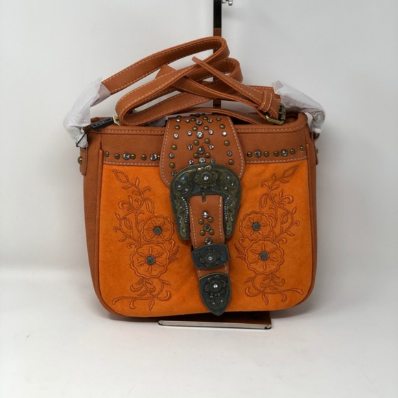 Montana West Handbags - Montana West Buckle Crossbody NWT